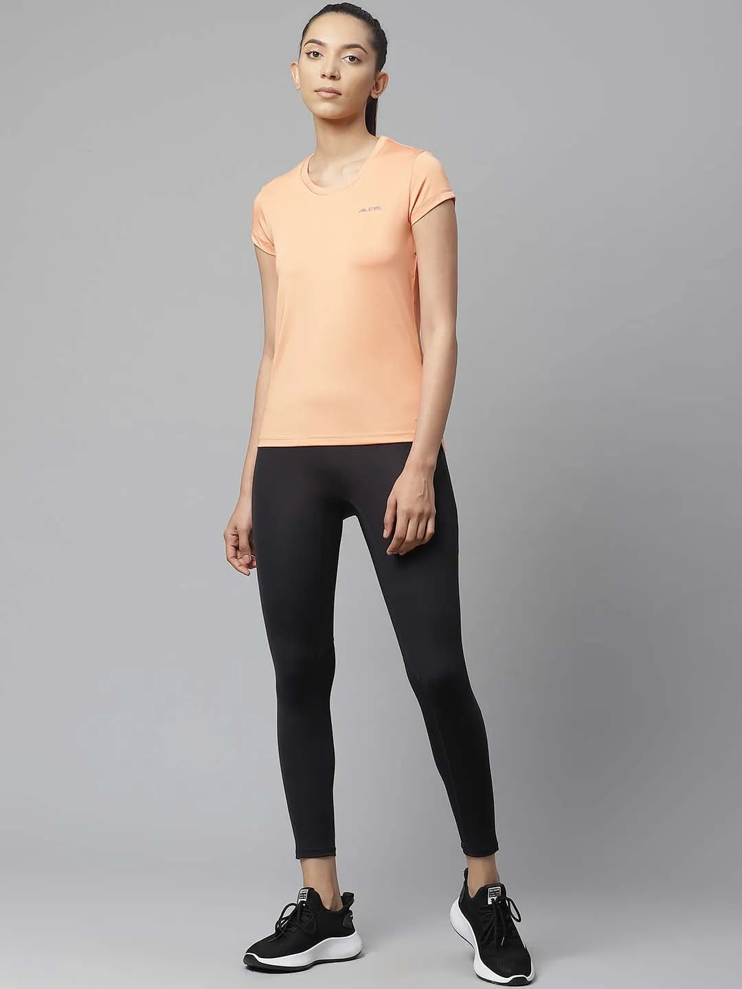 Alcis Women Peach-Coloured Slim Fit Solid Round Neck Running T-shirt