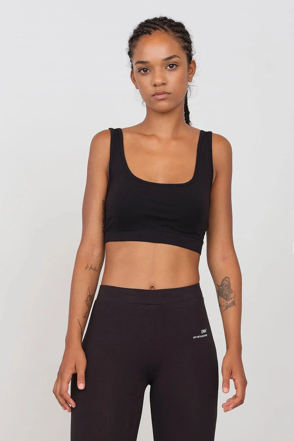 Cropped Sports Top Black