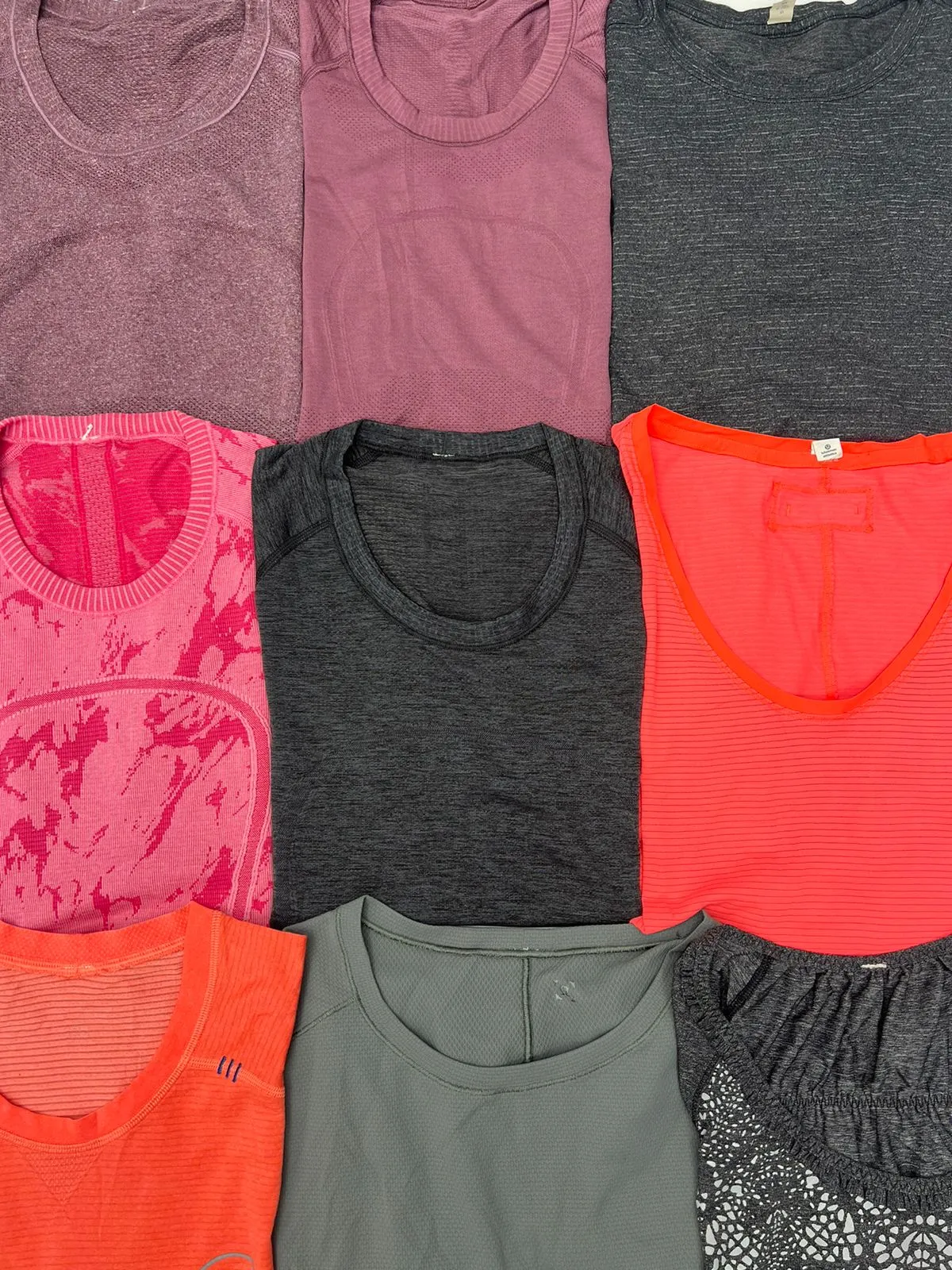 Lulu Lemon Sports Tops (60pcs) F14