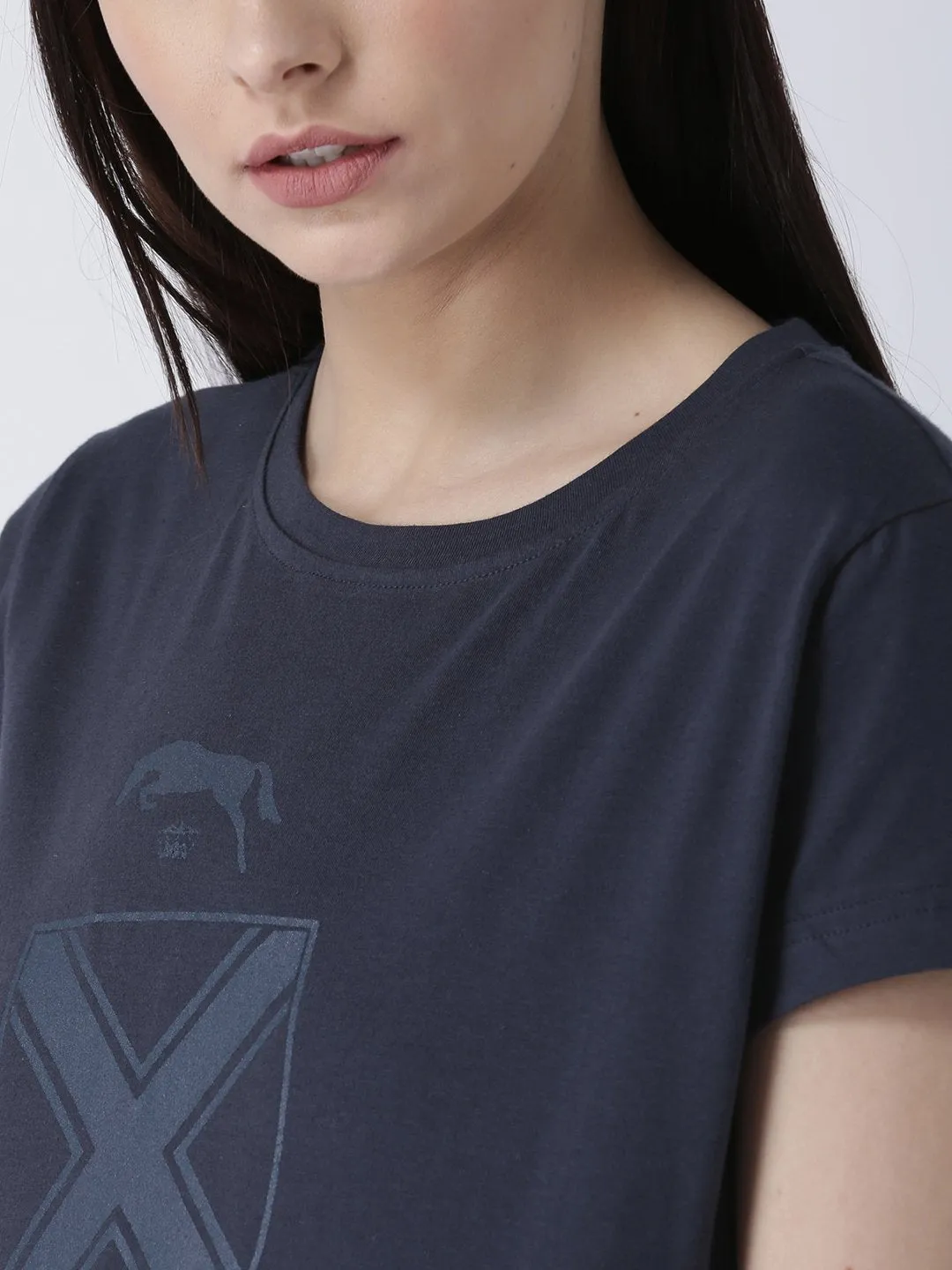 Women Navy Blue Solid Round Neck T-shirt