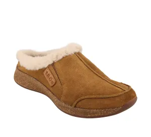 Women's Taos Future Color: Chestnut Suede